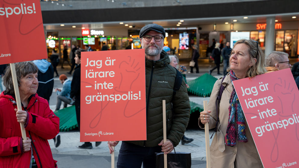 Från demonstrationen mot lagen om anmälningsplikt.