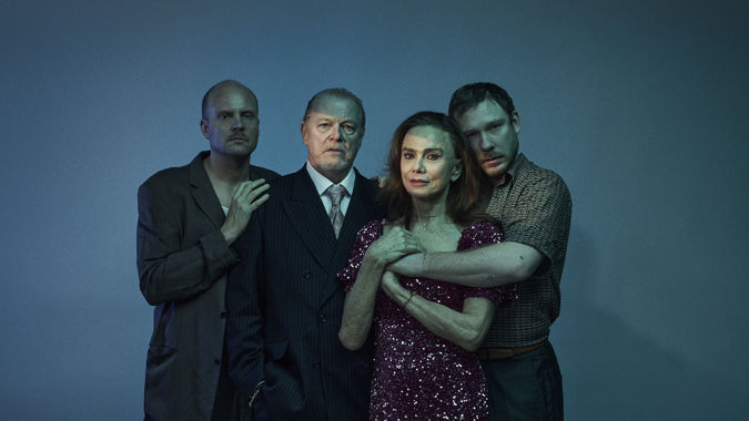 FOTOGRAF KLARA G, Kulturhuset Stadsteatern 2025, Lång dags färd mot natt, Emil Almén Peter Andersson, Lena Olin, Linus Troedsson, Stefan Larsson, Nina Sandrström