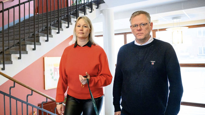 Anne Pihlo och Tommi Wärme, ordföranden för Sveriges Lärare Borås.